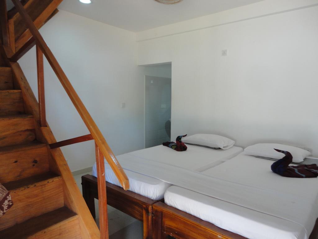 Yoho Hotel Arugambay Beach Inn 아루감 베이 객실 사진