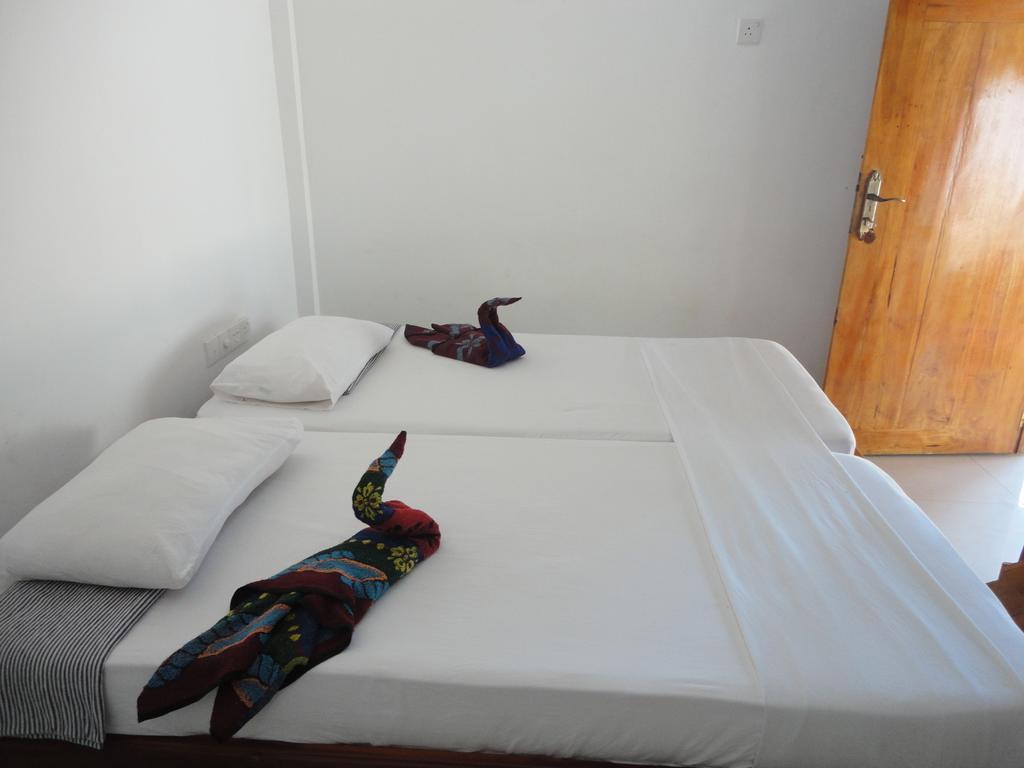 Yoho Hotel Arugambay Beach Inn 아루감 베이 객실 사진
