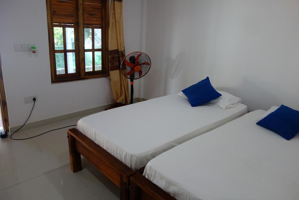 Yoho Hotel Arugambay Beach Inn 아루감 베이 외부 사진